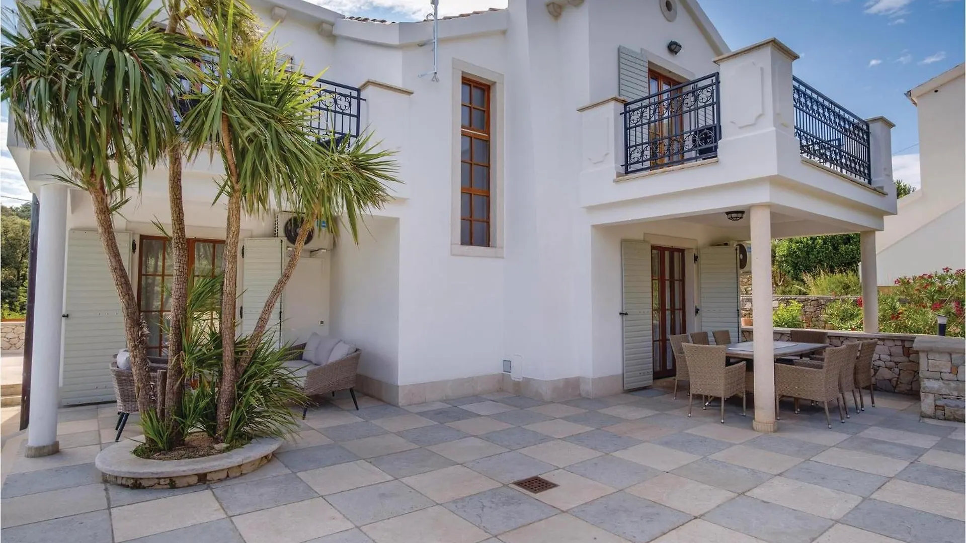 Beautiful Home In Sveti Jakov With Kitchen 0*,