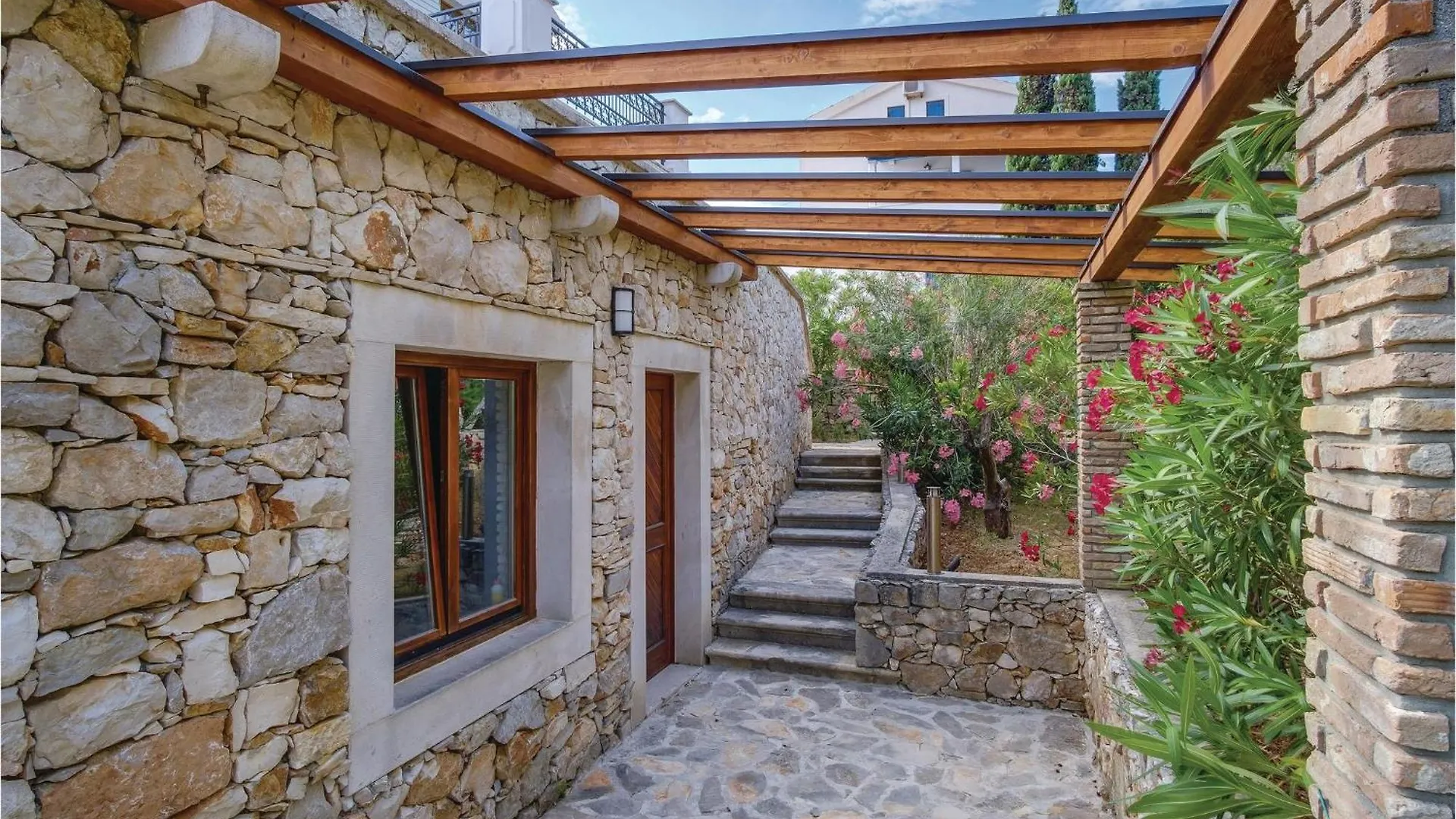 Beautiful Home In Sveti Jakov With Kitchen 0*,  Croatia