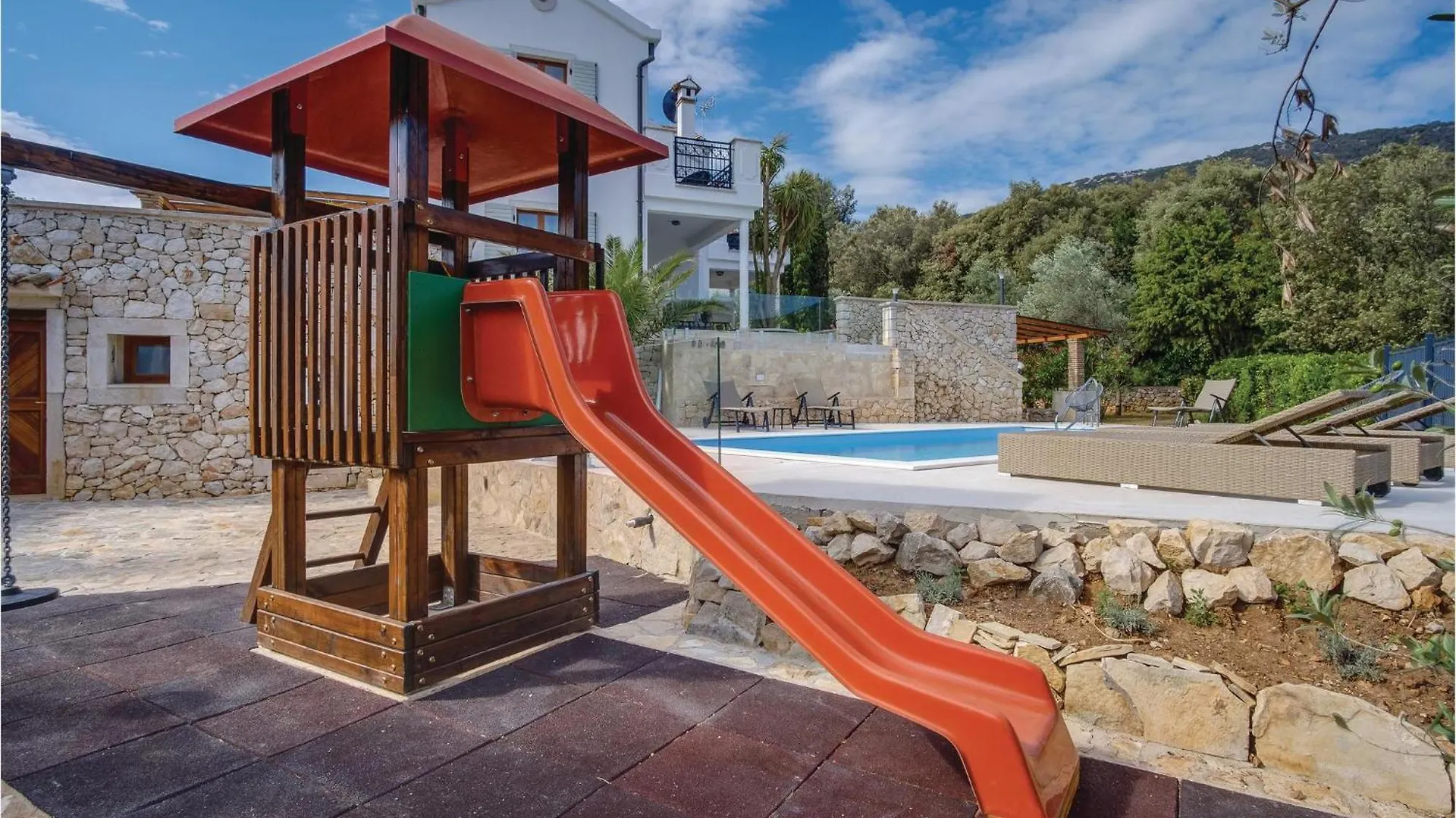 Holiday home Beautiful Home In Sveti Jakov With Kitchen Croatia