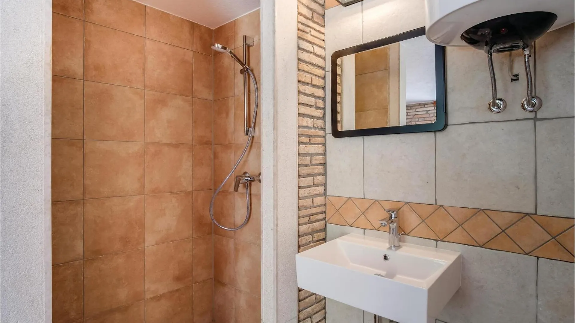 Beautiful Home In Sveti Jakov With Kitchen 0*,