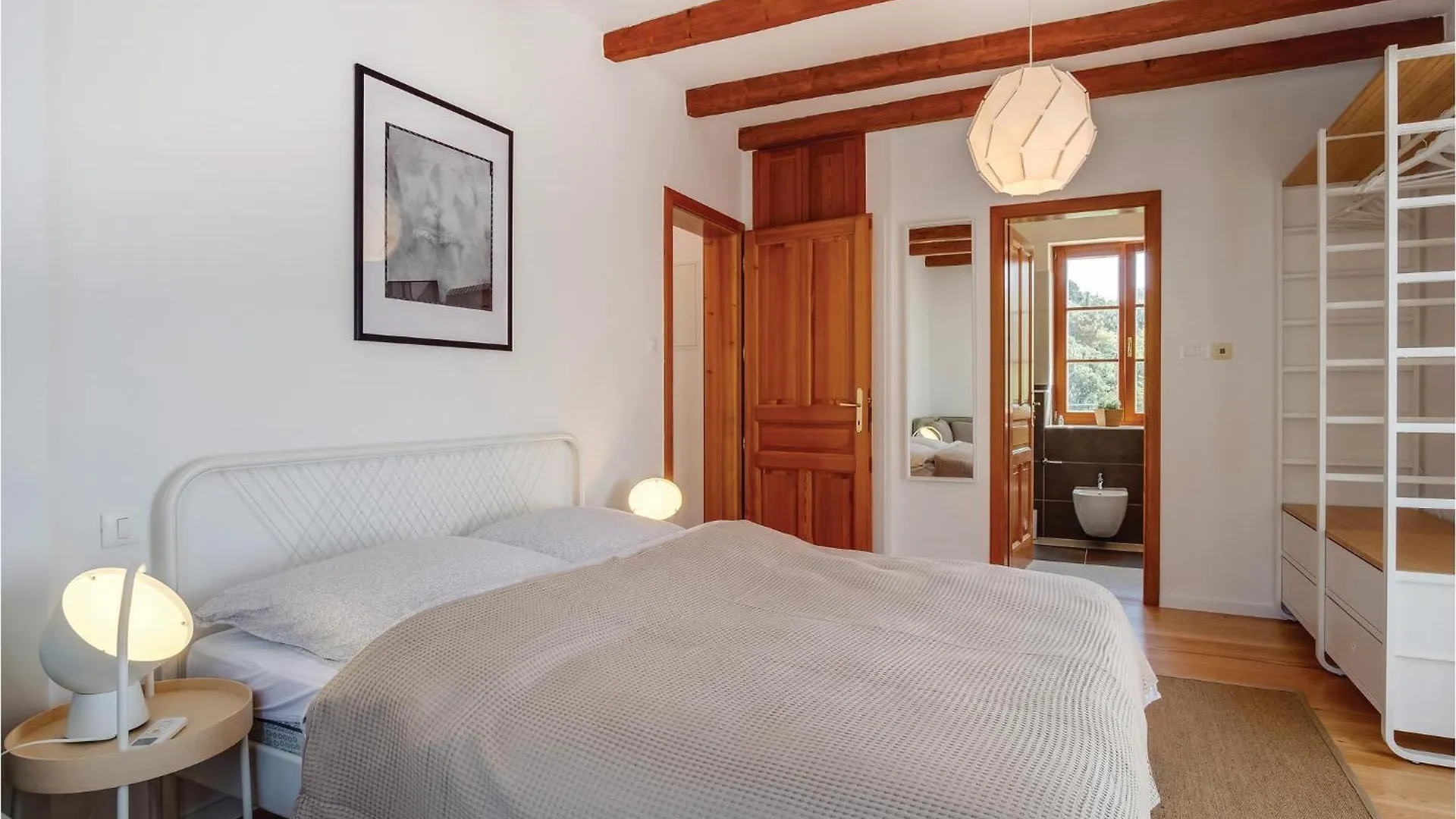 Beautiful Home In Sveti Jakov With Kitchen 0*,  Hırvatistan
