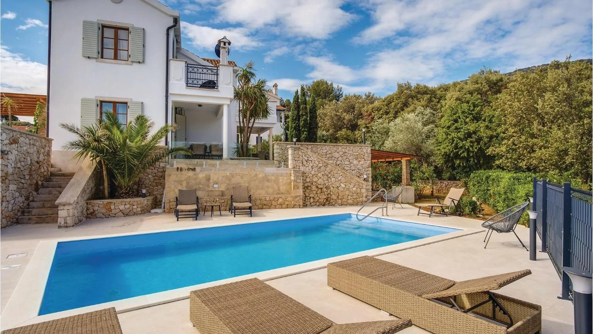 Casa vacanze Beautiful Home In Sveti Jakov With Kitchen